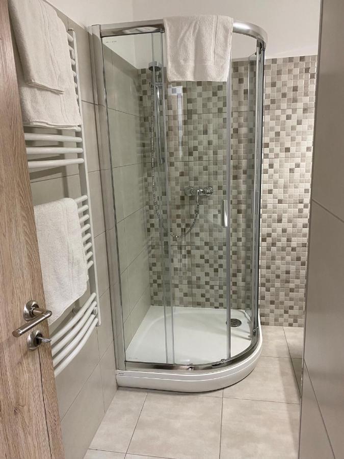 Paskom Apartmanhaz Nyergesujfalu Exterior foto